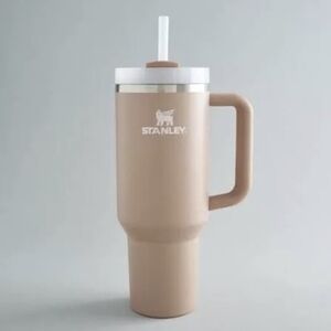 Stanley Beige Tumbler with Handle
